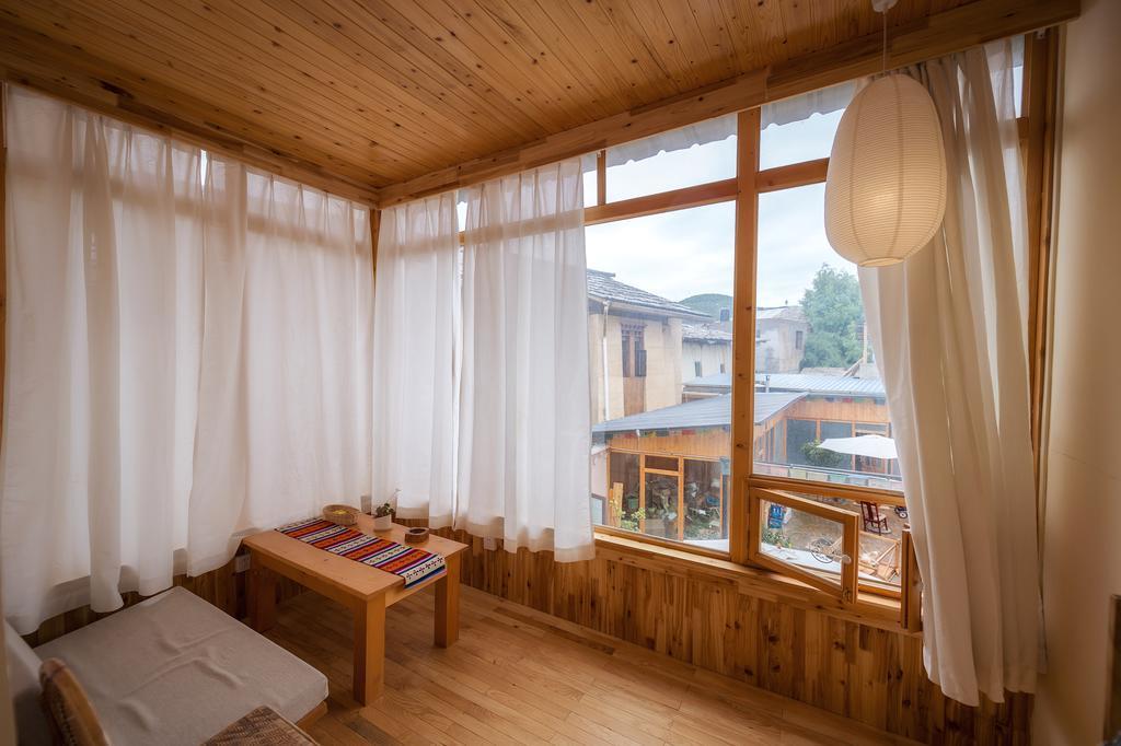 德钦Huksum House公寓 外观 照片